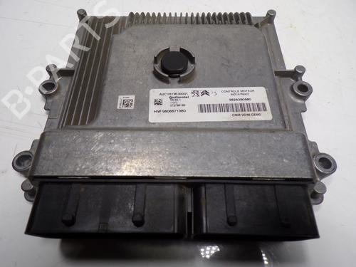 Used Engine control unit (ECU) Engine control unit (ECU) PEUGEOT 5008 II (MC_, MJ_, MR_, M4_) [2016-2026] 12235921 12235921