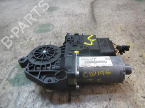 Motor elevalunas trasero izquierdo VW GOLF V (1K1) 1.9 TDI (105 hp) 3837174