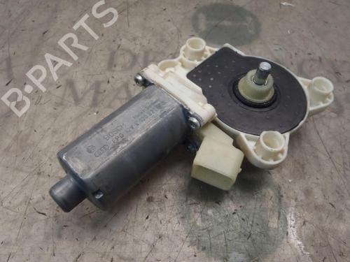 Used Left front window motor Left front window motor MERCEDES-BENZ E-CLASS (W211) E 280 CDI (211.020) (190 hp) 3798175 3798175