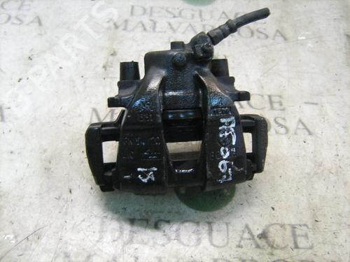 Used Left front brake caliper Left front brake caliper FIAT PUNTO (188_) 1.9 DS 60 (188.031, .051, .231, .251) (60 hp) 11557047 11557047