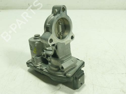 Used Throttle body Throttle body BMW 2 Gran Coupe (F44) 216 d (116 hp) 30833568 30833568