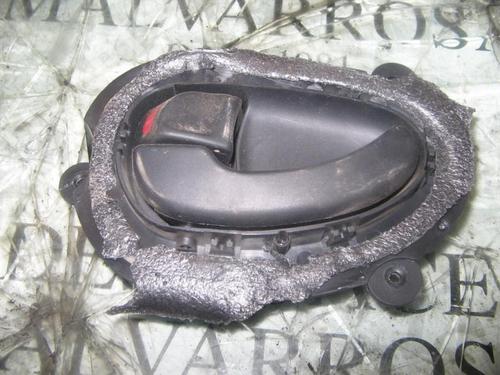 Used Rear left interior door handle Rear left interior door handle PEUGEOT 406 (8B) 3.0 24V (190 hp) 3760808 3760808