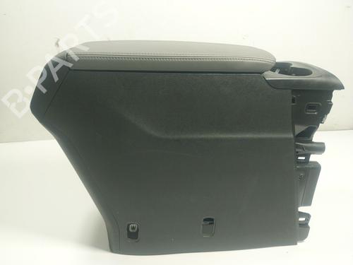 Used Armrest / Center console Armrest / Center console CITROËN C5 AIRCROSS (A_) 1.2 PureTech 130 (ARHNSJ) (131 hp) 18893202 18893202
