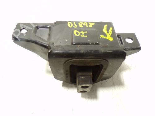 Used Engine mount Engine mount KIA CEE'D (JD) 1.6 GDI (135 hp) 10692014 10692014