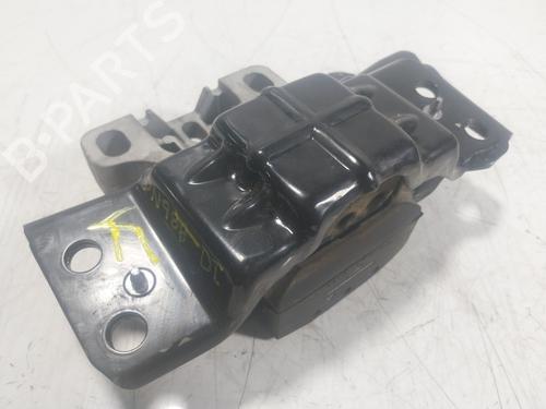 Used Engine mount Engine mount VW POLO VI (AW1, BZ1, AE1) [2017-2026] 18642796 18642796