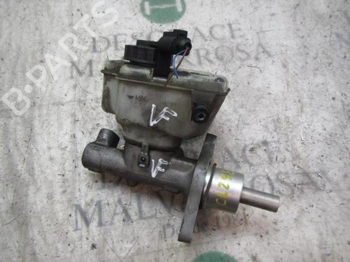 Used Brake master cylinder VW TOURAN (1T1, 1T2) 2.0 TDI 16V (140 hp) 3821105