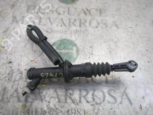 Used Clutch slave cylinder Clutch slave cylinder RENAULT MEGANE III Hatchback (BZ0/1_, B3_) 1.5 dCi (BZ0C) (90 hp) 14278807 14278807