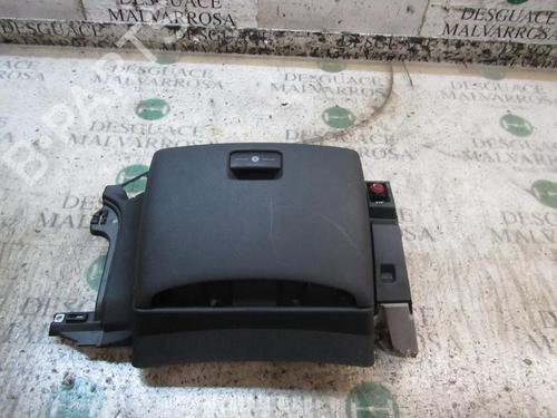 Used Glove box Glove box CITROËN C4 Grand Picasso I (UA_) 1.6 HDi (109 hp) 3841906 3841906