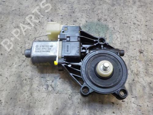 Motore alzacristalli anteriore sinistro FORD FIESTA VI (CB1, CCN) 1.0 EcoBoost | BP3850606E21 