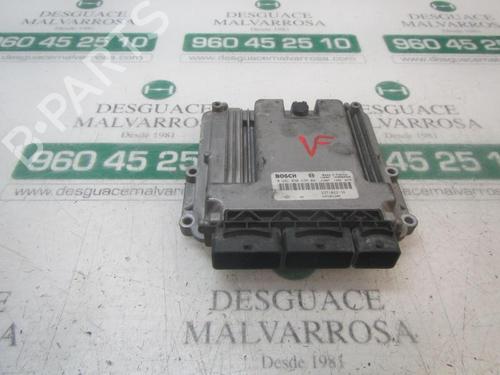 Used Engine control unit (ECU) Engine control unit (ECU) DACIA DOKKER Box Body/MPV 1.5 dCi (FEAJ) (90 hp) 3880493 3880493