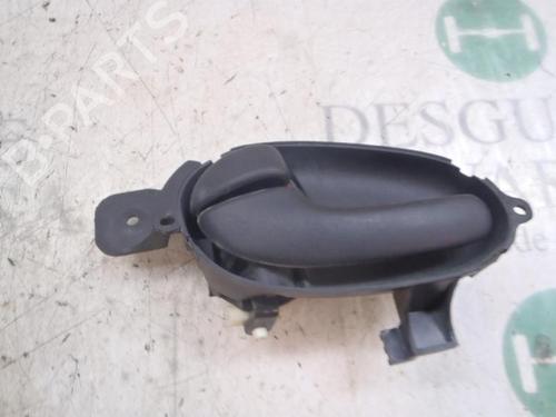 Used Rear left interior door handle Rear left interior door handle CHEVROLET TRAILBLAZER (KC_) [2001-2009] 3820296 3820296