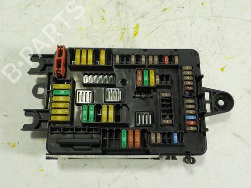 Sikringsdose BMW 3 (F30, F80) 318 i (136 hp) 9051094