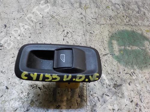 Used Right front window switch Right front window switch FORD FIESTA VI (CB1, CCN) 1.4 TDCi (70 hp) 3846197 3846197