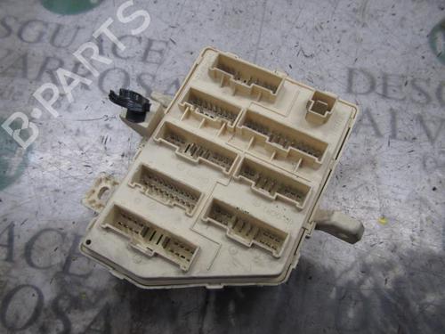 Fuse box KIA CARENS III MPV (UN) 2.0 CRDi 140 | BP4007983E1 
