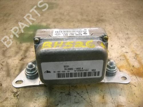 Used Electronic module RENAULT LAGUNA II (BG0/1_) [2001-2007]  3786628