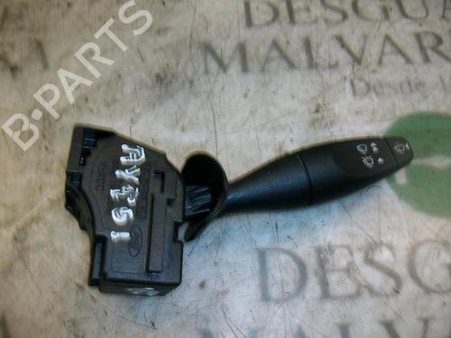 Used Steering column stalk FORD FIESTA V (JH_, JD_) 1.4 TDCi (68 hp) 3758547