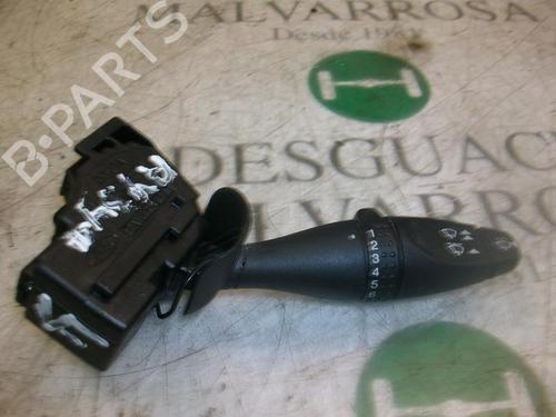 Used Steering column stalk Steering column stalk FORD FIESTA V (JH_, JD_) 1.4 TDCi (68 hp) 3770428 3770428