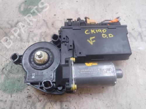 Used Right front window motor Right front window motor SEAT EXEO ST (3R5) 2.0 TDI (143 hp) 3997203 3997203