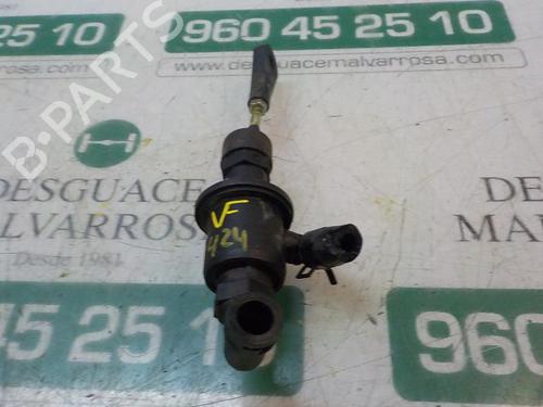 Used Clutch slave cylinder KIA SPORTAGE III (SL) 1.7 CRDi (116 hp) 14281700