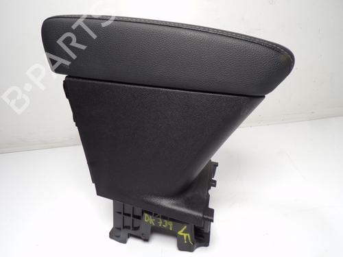 Used Armrest / Center console Armrest / Center console OPEL CORSA F (P2JO) [2019-2026] 13498428 13498428