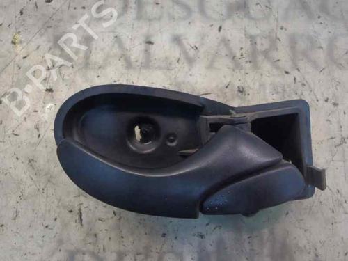 Used Front right interior door handle Front right interior door handle FORD TRANSIT Van (FA_ _) 2.0 DI (FAE_, FAF_, FAG_) (86 hp) 3800800 3800800