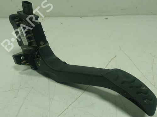 pedal-ford-transit-v363-platformchassis-fed-ffd-2013-26144904 main image