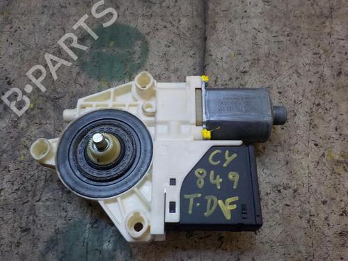 Rudehejsemotor bagstkærm højre RENAULT MEGANE III Hatchback (BZ0/1_, B3_)  | BP3998093E22 