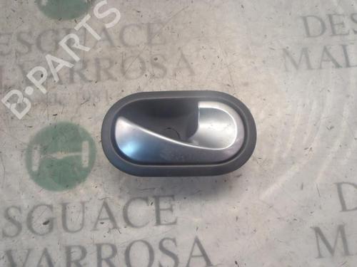 Used Rear right interior door handle Rear right interior door handle RENAULT MODUS / GRAND MODUS (F/JP0_) 1.5 dCi (FP0D, JP0D) (82 hp) 3808824 3808824