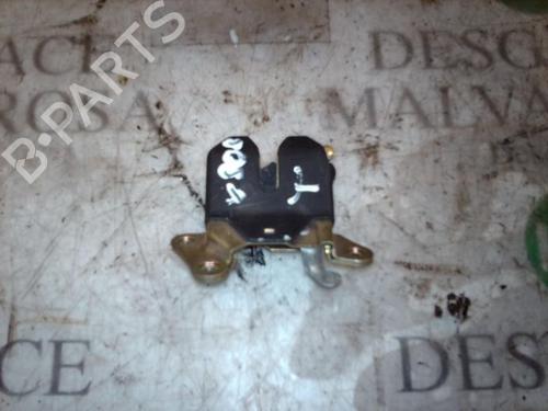 Used Tailgate lock TOYOTA COROLLA (_E11_) 1.4 16V (ZZE111_, ZZE111R) (97 hp) 3742040