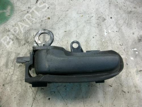Used Front left interior door handle Front left interior door handle TOYOTA YARIS (_P1_) 1.4 D-4D (NLP10_) (90 hp) 3752893 3752893
