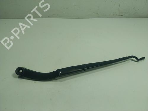 Used Front windshield wiper arm Front windshield wiper arm KIA SORENTO III (UM) 2.2 CRDi 4WD (200 hp) 19040565 19040565
