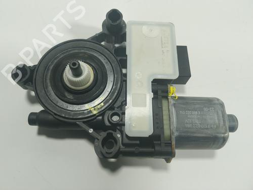 Used Right rear window motor Right rear window motor CUPRA LEON Sportstourer (KL8, KU8, KUD) [2020-2026] 16679590 16679590
