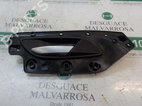 Used Rear left interior door handle Rear left interior door handle FIAT GRANDE PUNTO (199_) 1.3 D Multijet (199.AXD11, 199.AXD1A, 199.AXD1B,... (90 hp) 3865682 3865682