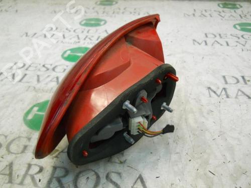 Right taillight ALFA ROMEO 147 (937_) 2.0 16V T.SPARK (937.AXA1, 937.AXC1, 937.BXC1) | BP3739760C35 
