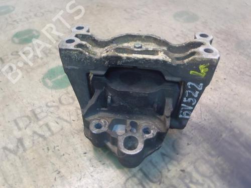 Used Engine mount Engine mount FORD TRANSIT Bus (FD_ _, FB_ _, FS_ _, FZ_ _, FC_ _) 2.0 DI (F_E_, F_F_, F_G_) (100 hp) 9080165 9080165