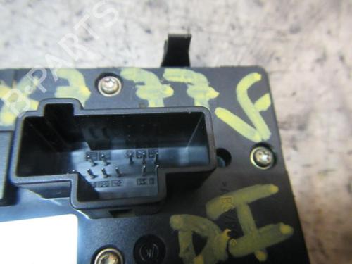 Left front window switch FORD MONDEO III (B5Y) | BP3843856I27