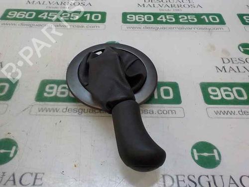 Used Shift knob Shift knob RENAULT MEGANE II (BM0/1_, CM0/1_) 1.5 dCi (BM02, BM13, BM2A, CM02, CM13) (101 hp) 11389185 11389185