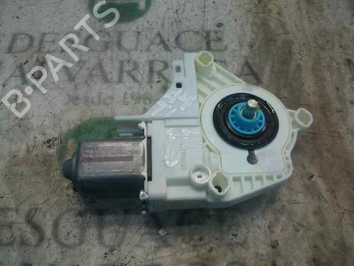 Used Left rear window motor AUDI A4 B8 (8K2) 2.0 TDI 16V (140 hp) 9419707