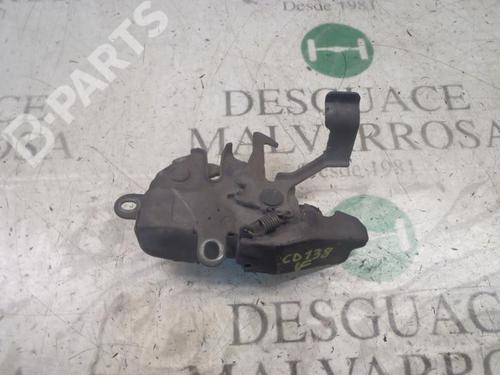 Used Hood lock Hood lock TOYOTA COROLLA Compact (_E11_) 1.6 (ZZE112_, ZZE112R) (110 hp) 8770346 8770346