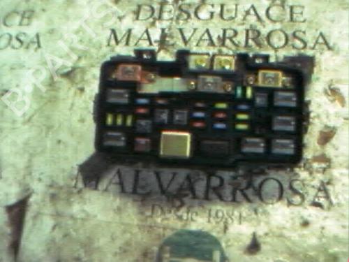 Used Fuse box Fuse box HONDA CIVIC VII Hatchback (EU, EP, EV) 1.6 i (EP2, EU8, EU6) (110 hp) 3787131 3787131