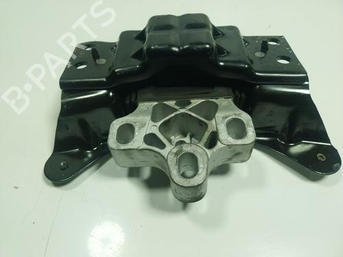 Used Engine mount Engine mount SKODA OCTAVIA III Combi (5E5, 5E6) 2.0 TDI (150 hp) 17146355 17146355