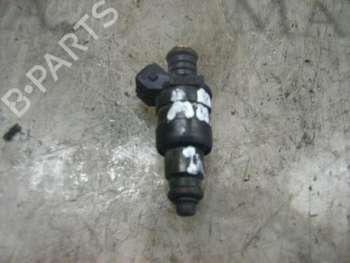 Injector RENAULT MEGANE I Classic (LA0/1_) 1.6 e (LA0F, LA0S) | BP3744697M100 