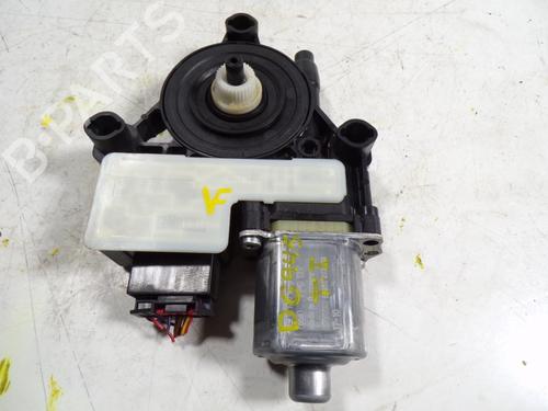 Rudehejsemotor bagstkærm venstre VW POLO VI (AW1, BZ1, AE1) 1.0 TSI (95 hp) 7847148