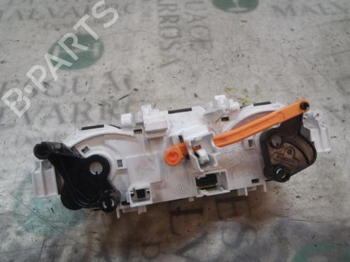 Climate control PEUGEOT 208 I (CA_, CC_) 1.2 VTI 82 | BP4007632I5