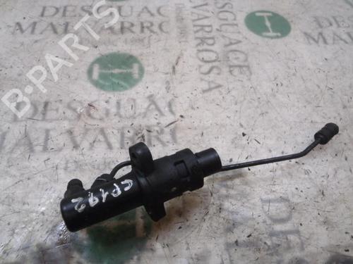 Used Clutch slave cylinder Clutch slave cylinder CITROËN C4 Coupe (LA_) [2004-2013] 14273779 14273779