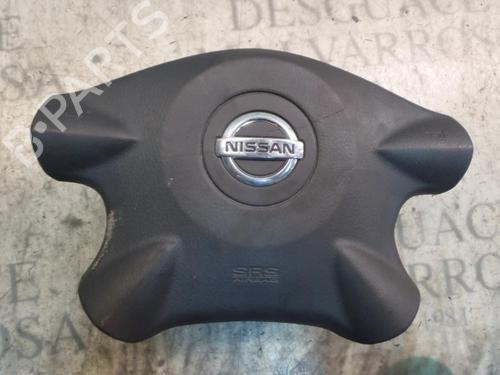 Used Driver airbag NISSAN ALMERA TINO (V10) 2.2 dCi (115 hp) 3813097