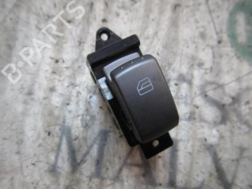 Used Right rear window switch SSANGYONG RODIUS II 2.0 Xdi (155 hp) 9122033
