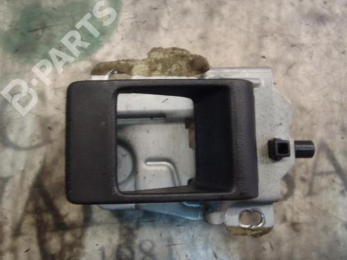 Used Front left interior door handle Front left interior door handle LAND ROVER FREELANDER I (L314) 2.0 Td4 4x4 (109 hp) 3813887 3813887