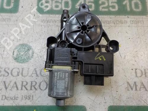 Used Left rear window motor SKODA OCTAVIA III Combi (5E5, 5E6) 1.6 TDI (110 hp) 4004009