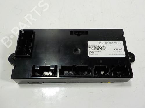 Used Electronic module Electronic module SEAT LEON Sportstourer (KL8, KLD) 2.0 TDI (150 hp) 15065540 15065540